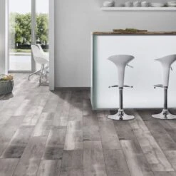 Krono Original Blackwater Oak - Vintage Classic 10mm Laminate Flooring (218071) -Laminate Flooring Sales Store blackwater oak vintage classic 10mm laminate flooring 218071 p84978 192025 image
