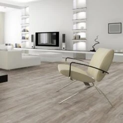 Kronotex Montmelo Silver Oak - Amazone 10mm Laminate Flooring (160222)
